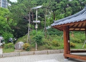 인천 계양구, 태양광 해충퇴치기 확대 운영…친환경 방제로 건강도시 조성