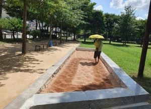 양주시, 9개 공원 1km 맨발길 조성 완료…도심 속 건강·힐링 공간 확충