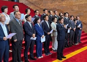 “초선은 가만히 있어?”…민주당 초선 의원들 집단 규탄