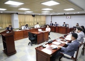 수원시의회 보건복지위, 돌봄서비스 확대 등 복지정책 개선방안 논의