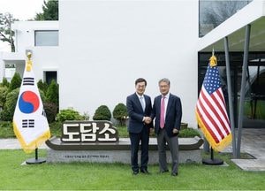 김동연 지사-조셉 윤 대사대리, ‘혁신동맹’ 통한 한미 협력 강화 논의