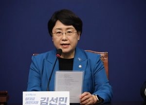 “피해자 보듬지 못해”…조국혁신당 김선민 권한대행, 지도부 총사퇴