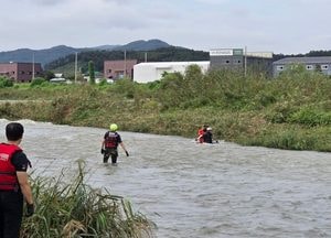 광주 경안천서 전기자전거 타던 50대 남성 급류에 고립...119 무사히 구조
