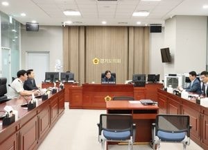 경기도의회 민주당 정책위원회, 2025 정책오디션 제안사업 업무보고 진행