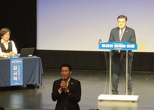 포천시의회 ‘포천의 현재와 미래’ 정책토론회 성료...교통·군부대 재배치·주거 정책 논의