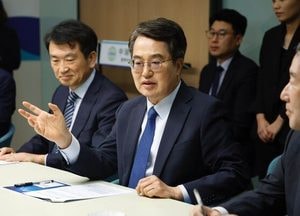 내년 경기지사 선거 판 짜였다... 김동연 20.9% vs 유승민 18.7% 양자대결 예고