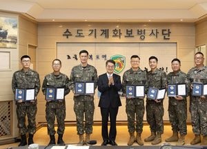 김동연 경기도지사 “군이 있어 국민이 안전하고, 국민이 있어 군이 빛난다”