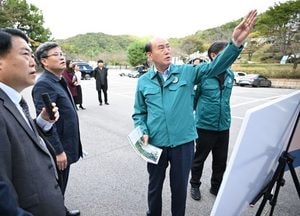 박형덕 동두천시장, 소요산 개발사업 현장 점검 “수도권 대표 관광지로 육성”