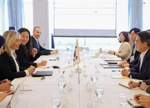 김동연 경기도지사, 미국서 파라마운트·신세계와 ‘화성국제테마파크’ 사업 협력 논의