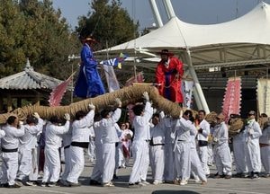 ‘2025 여주오곡나루축제’ 역대 최다 41만명 방문...글로벌 가을축제로 도약