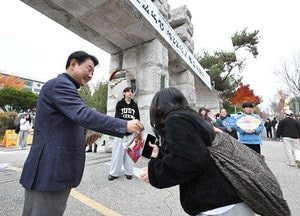 김동근 의정부시장, 수능 현장 찾아 수험생 응원…교통·소음 대책 총력