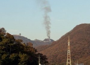군포 수리산서 산불…헬기 7대 동원해 1시간23분 만에 초진, 인명피해 없어