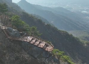 의정부시, 수락산 ‘기차바위 전망대·쉼터’ 조성 완료…14일부터 전면 개방