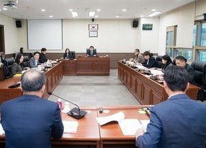 용인특례시의회 자치행정위원회, 행정사무감사서 조직·인사·주민지원사업 개선 촉구
