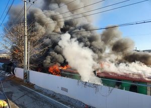 양주 은현 축사 불...2개동 소실