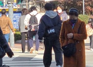 [오늘 날씨] 경기·인천(5일, 금)...추위 속 맑음, 저녁부터 흐림