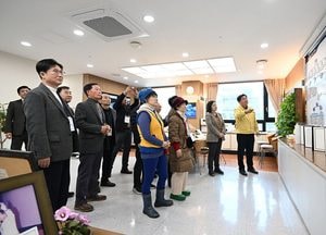 시흥시 어르신위원회, 시청사 견학…임병택 시장 “현장의 나침반 역할에 감사”