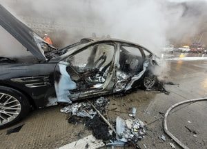 광주 초월읍 신3번국도서 SUV 화재…1시간여 만에 진화
