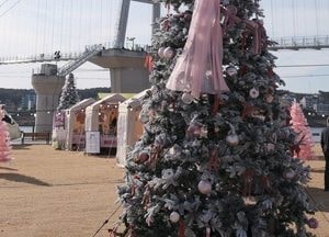 여주 출렁다리 야경과 어우러진 크리스마스 마켓...25일까지 ‘핑크 홀리데이 여주’ 운영