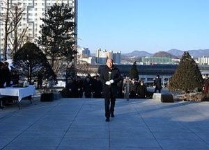동두천시, 병오년 새해 현충탑 참배…시정 각오 다져