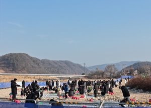 양평 빙송어축제장에서 맛보는 손맛
