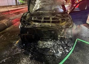 의왕 청계동서 차량 화재…주행 중 이상 느껴 정차 후 신고
