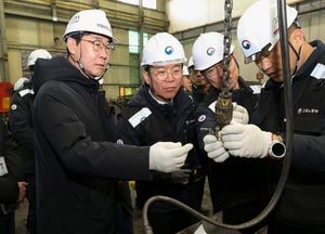 화성특례시, 김영훈 고용노동부 장관과 ‘산업안전지킴이 합동점검·간담회’ 개최