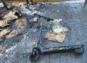 성남 태평동 전동킥보드 화재…8분 만에 완진