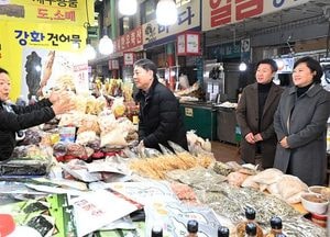 인천 부평구, 설 앞두고 전통시장 현장 점검…민생 살피기 나서