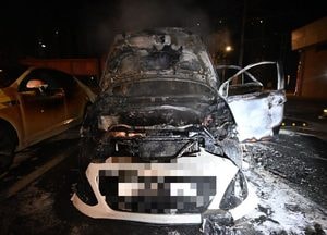 오산 내삼미동 주차장서 차량 화재…옆 차량도 피해