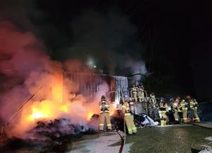 광주 곤지암 공장 내 컨테이너서 불…1시간14분 만에 진화