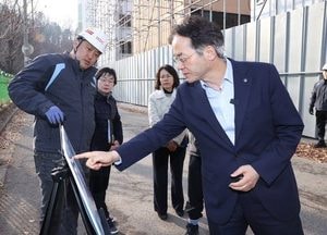 이동환 고양특례시장, 능곡 재개발 지역 통학로 현장 점검
