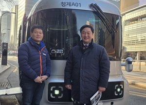 고준호 경기도의원, 서울 자율주행차 ‘로이’ 시승...‘버스도 지하철처럼’ 파주 교통혁명 추진