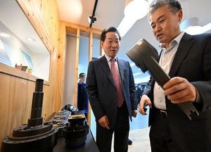 유정복 인천시장, 로봇기업 에스피지 방문…‘로봇 시티 인천’ 산업 육성 점검