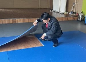 이은주 경기도의원, 구리 교문초교 현장 점검 “노후시설 개선·안전 교육환경 조성 시급”