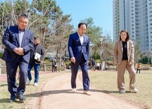 오산시, 2026년 맨발길 4개소 준공...시민 힐링 공간 본격 운영