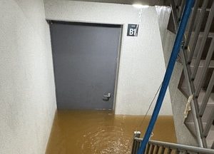 ​​​​​​​평택 고덕동 아파트서 스프링클러 배관 누수…12·11층 수손 피해