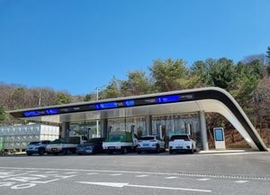 저녁 전기요금 높이고 낮은 낮춘다…정부, 요금체계 개편 시행