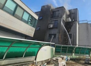 이천 안흥동 상가주택서 화재…2시간42분 만에 진화