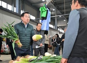 [화요기획] 인천 경제계 “경제 살려달라”…여야 인천시장 후보에 정책 제안