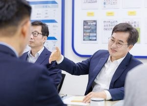 김동연 경기도지사 “어렵게 만든 제도인 만큼 힘들더라도 현장서 잘 해주길 바란다”