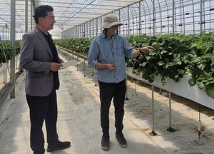 평택시, 청년창업농 8개소 대상 ‘시설하우스 현장점검’