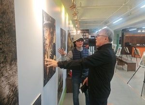 동두천시 부시장, 두드림뮤직센터 소방관 특별 사진전 찾아 관계자 격려