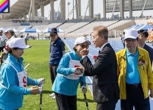 윤환 계양구청장, ‘인천광역시장기 노인건강체육대회’ 현장 찾아 어르신 선수단 응원