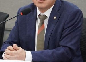 김포장기중 체육관 전면 새단장
