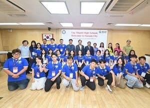 하남시, 베트남 명문고 방문단 접견… 11년 글로벌 우정 다져