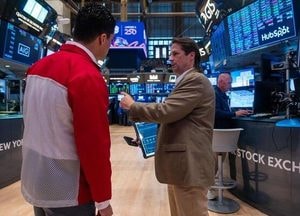 [뉴욕 증시] 미국·이란 무력충돌 재개에 하락 마감...국제유가 2.7% ↑
