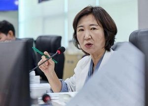 최경순 도의원 “산후조리비 중단은 행정 신뢰 저버리는 결정... 36억원 증액해야” 촉구에 보건건강국장 “동의 어렵다”