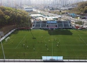 '58억 횡령해 부동산·고급차 구입' 김포FC 회계담당 직원 구속