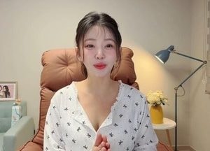 탈북 유튜버 한송이 '암살자(들)'...'민족과 운명' 北 선전영화와 비슷"
